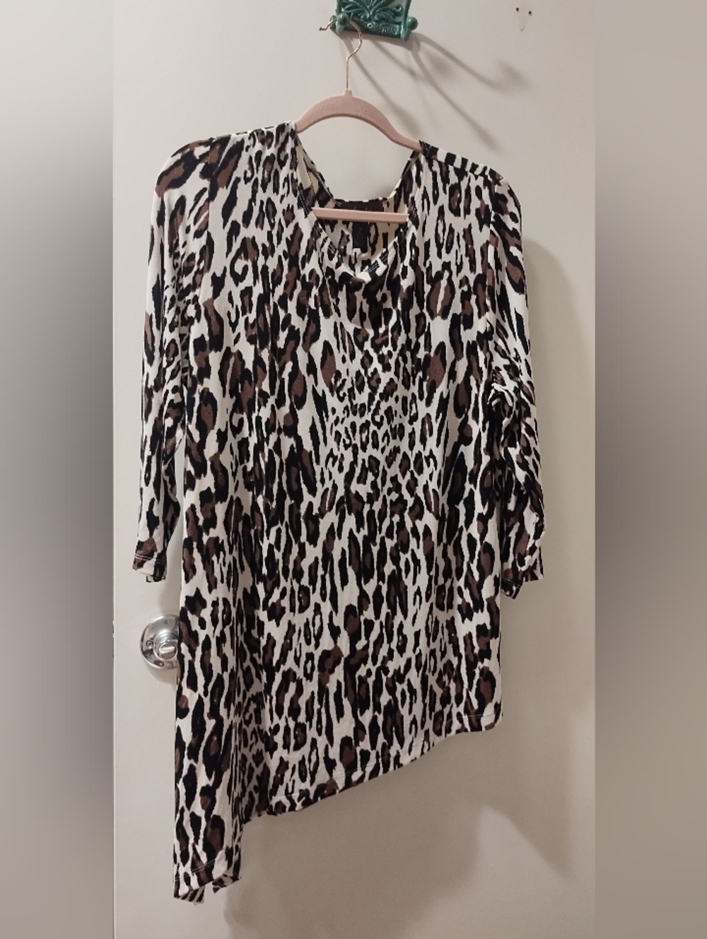 Chico's Travelers Animal print tunic top featuring an asymmetrical